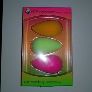 NEW!! Beauty Blender spring flung set